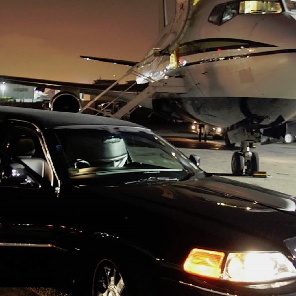 Dinner Night Limo Price: Elegant Rides from /Hour Dinner Night Limo Price: Elegant Rides from /Hour