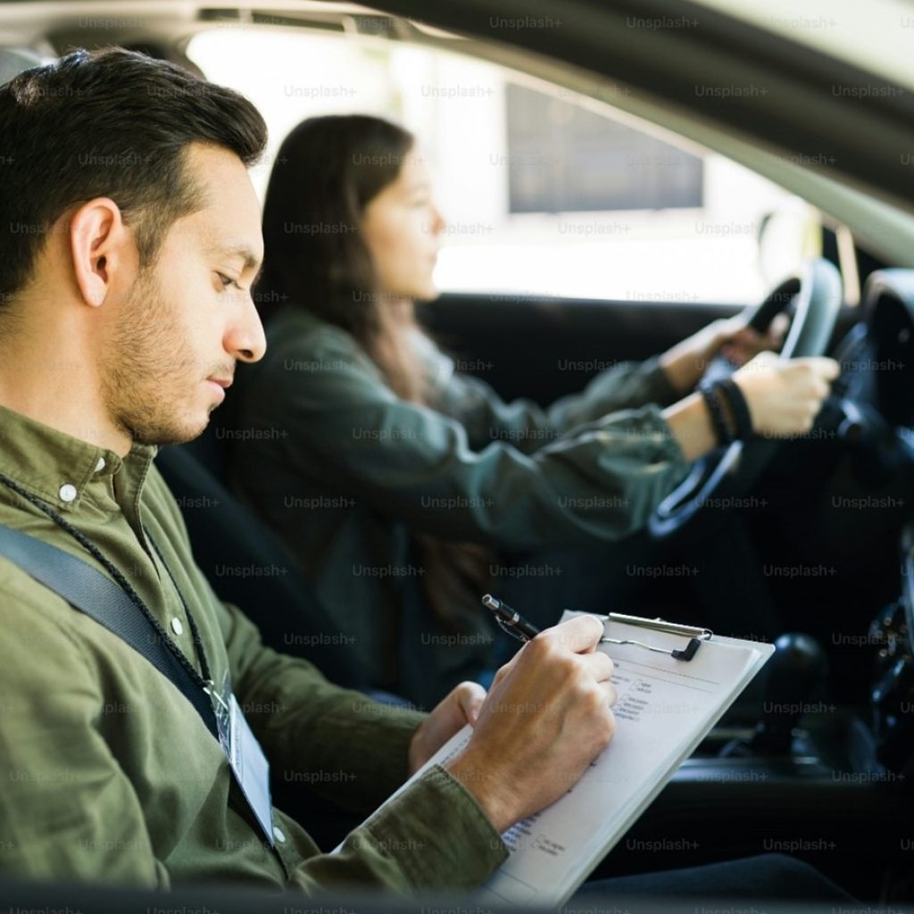Affordable Automatic Driving Lessons Cambridge – Flexible Slots & Patient Instructors