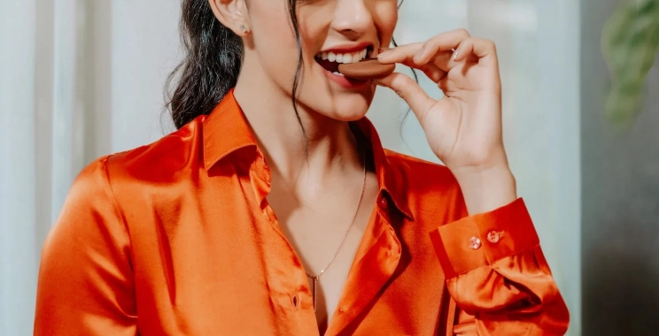 Choosing the Best Pure Silk Shirt: A Detailed Comparison of Top Brands and Styles