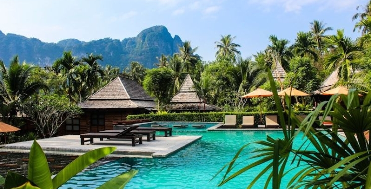Luxury Home Checklist for Palm Beach Gardens Buyers